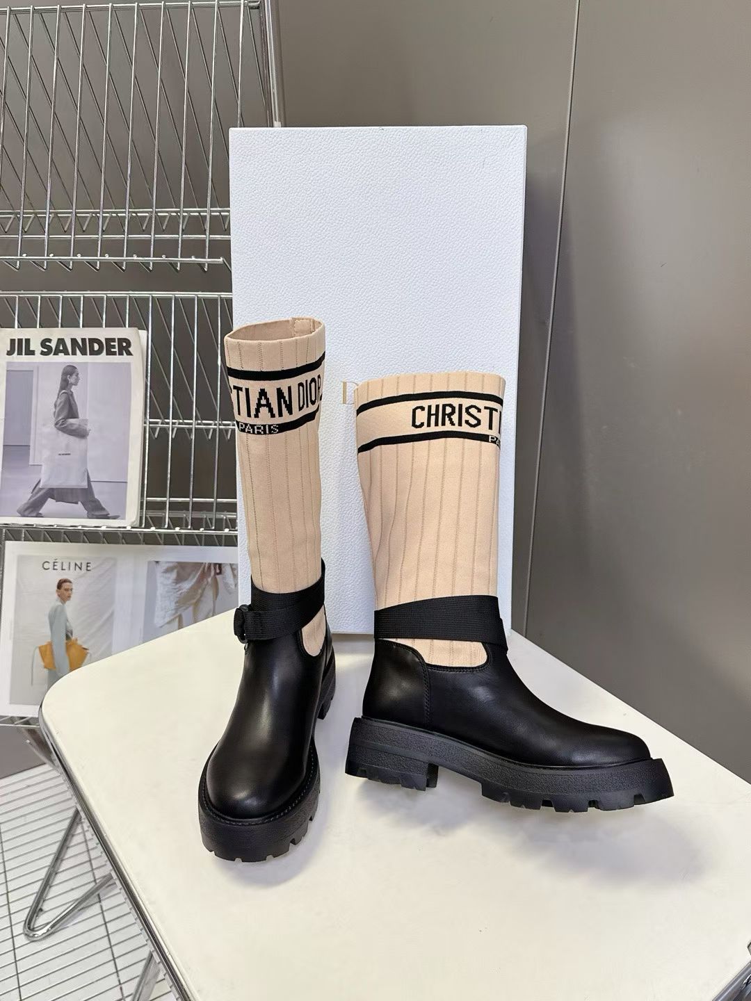 Z2P106D30 Fashion high-quality Boots