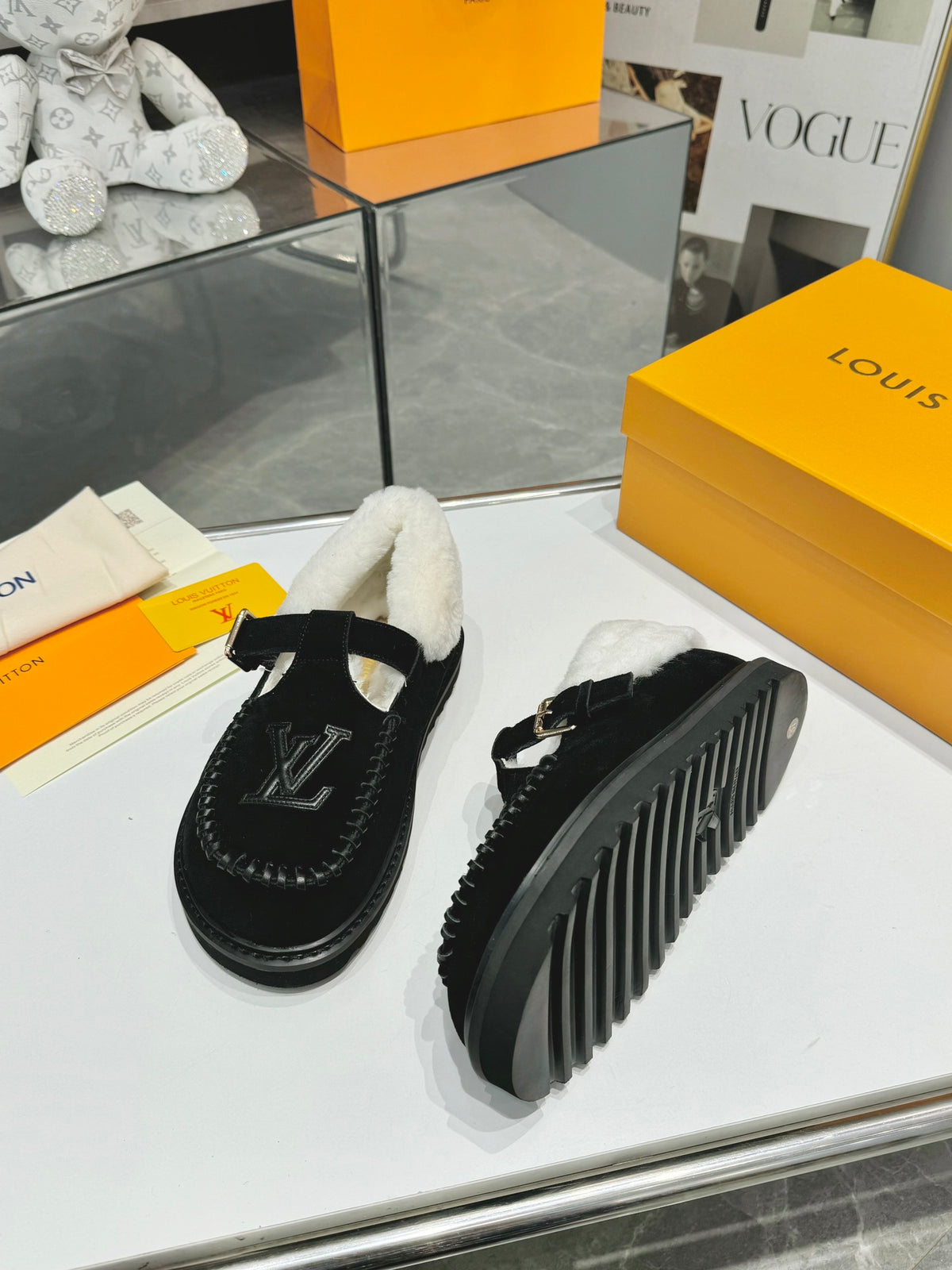 Z2P96E5 Popular high-quality leather shoes