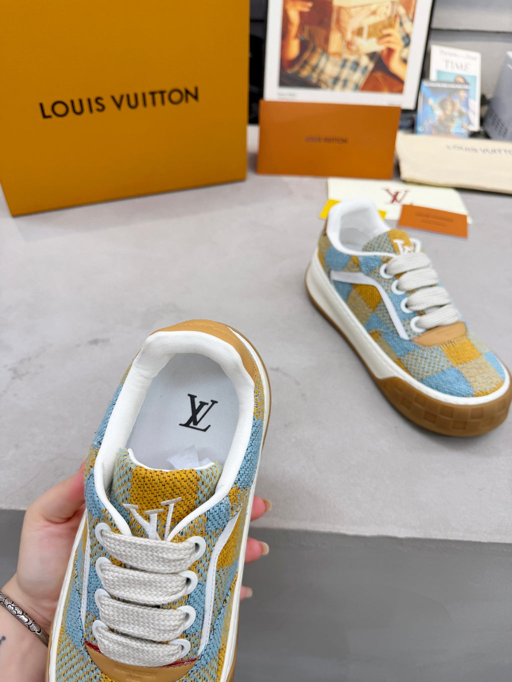 Z2P96E3 Popular high-quality leather shoes