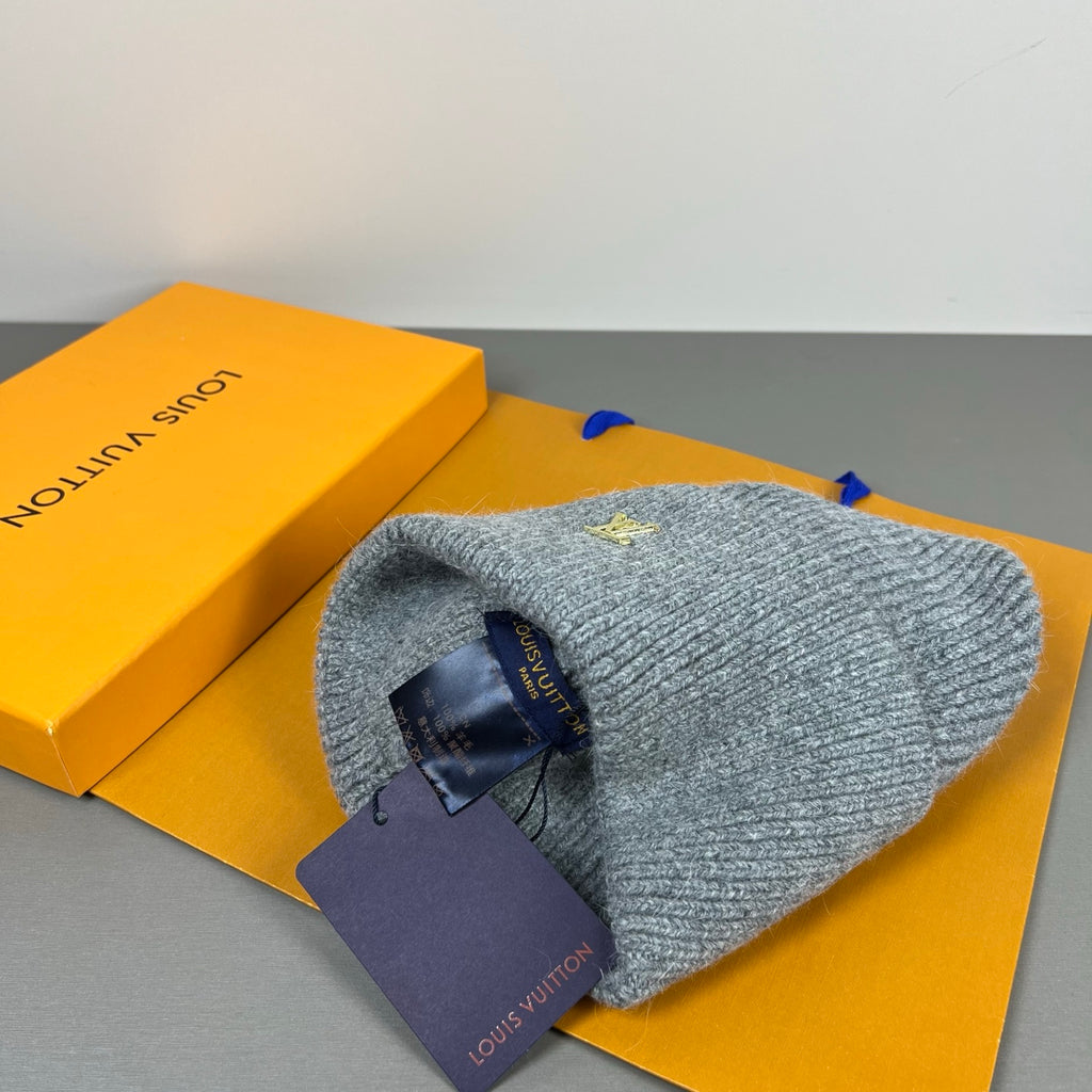 M1R96E32 Fashion hats