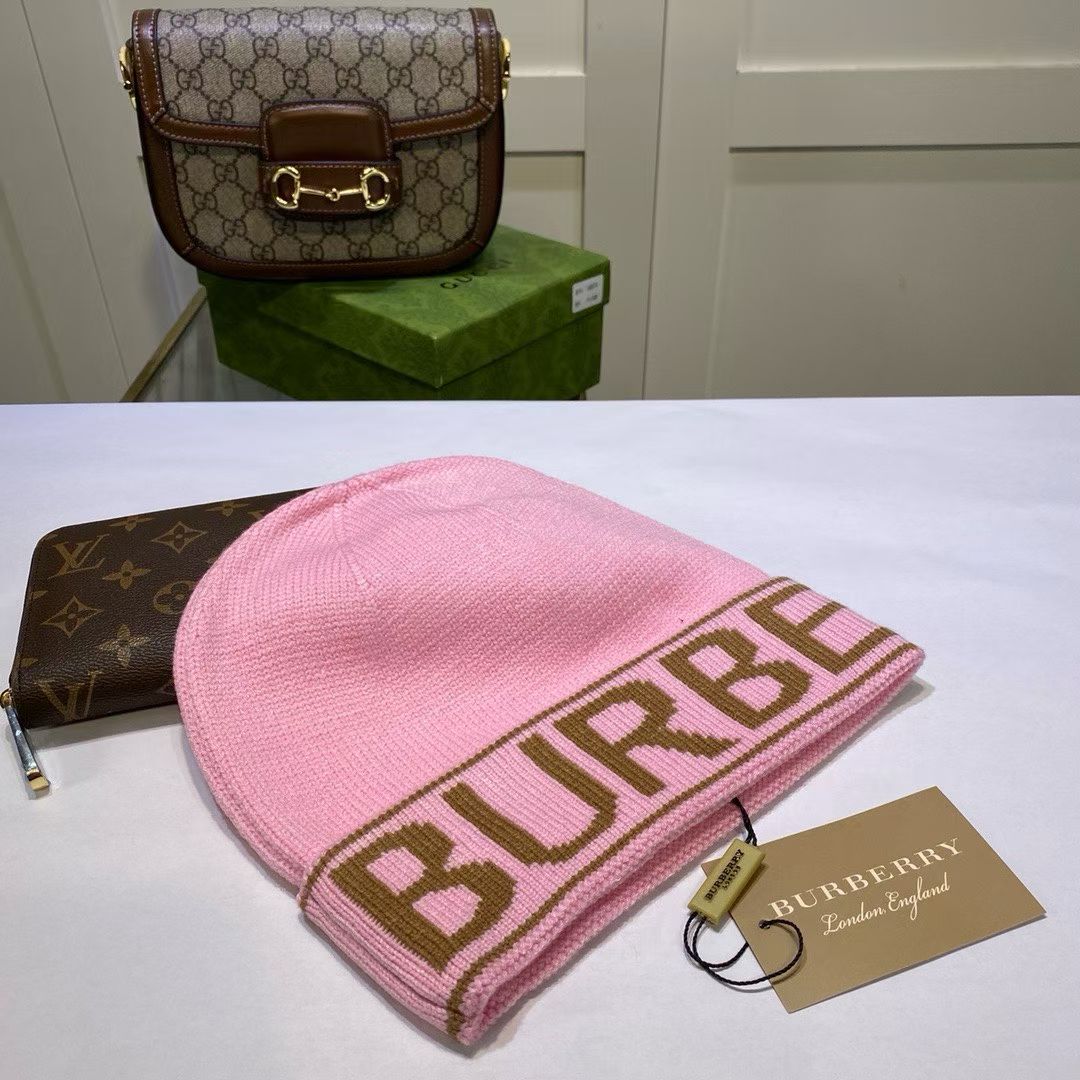 M1R86R74 Fashion hats
