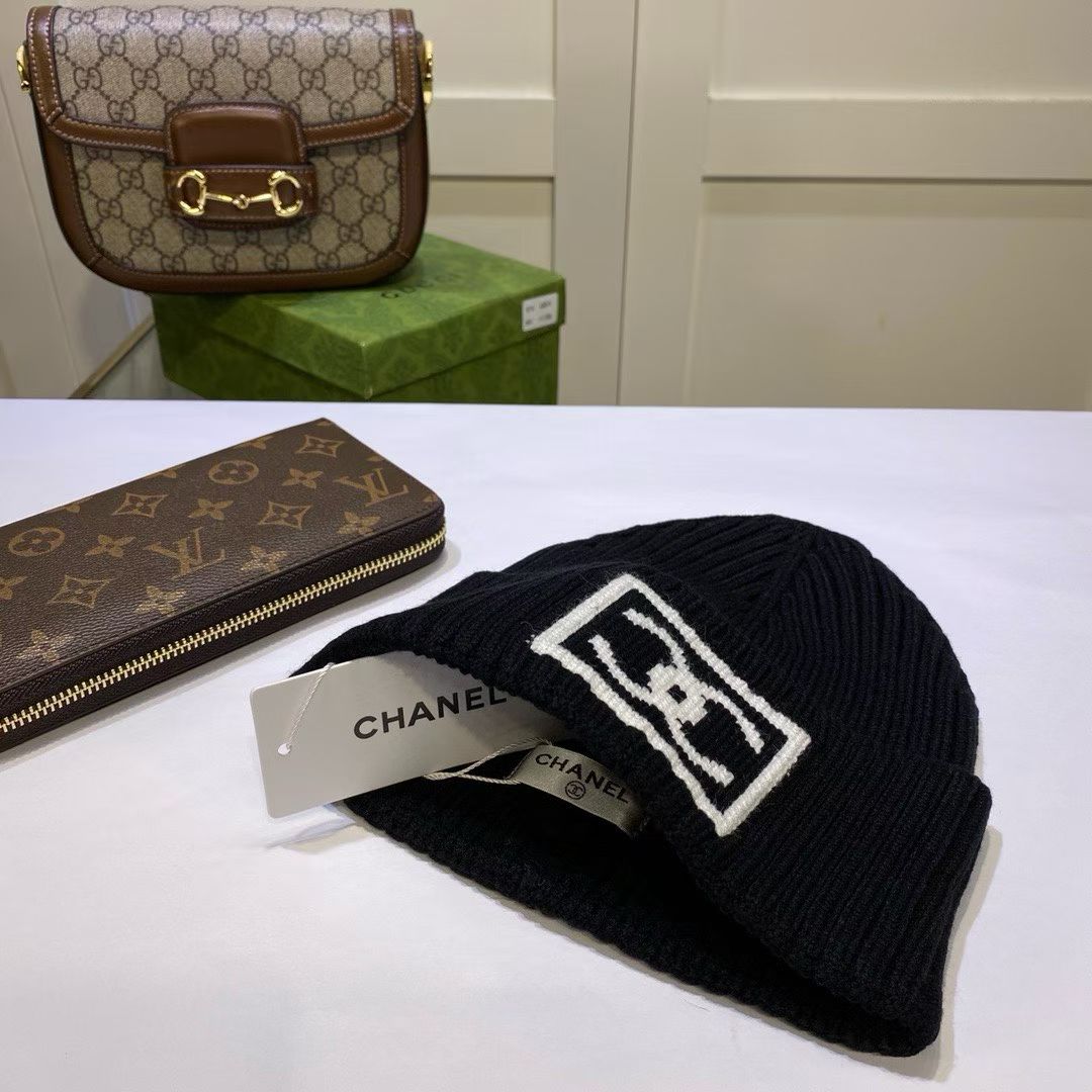 M1R86C65 Fashion hats