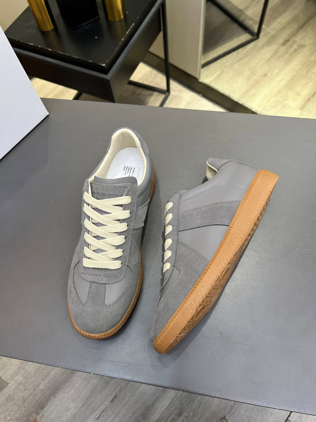 Z2X76A2  Popular high-quality leather shoes