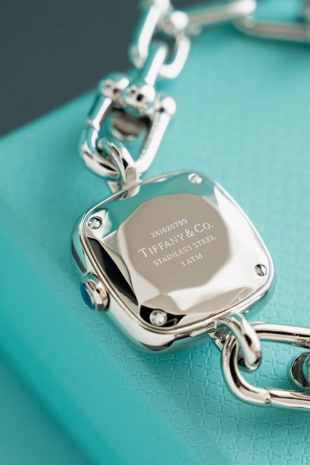 136RT72L Popular Watches