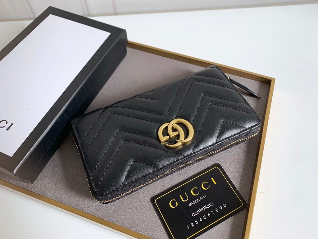 1XB81B Popular leather wallets