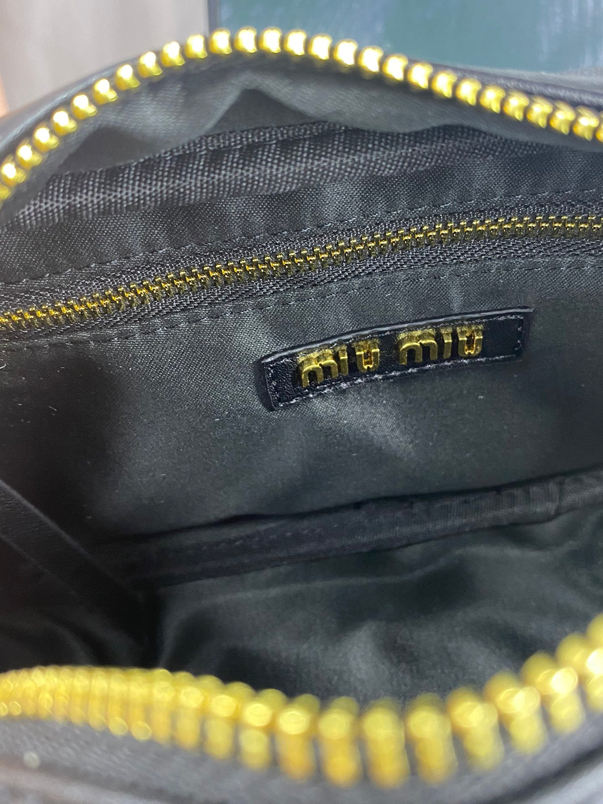 B1P46A150 Popular leather bags