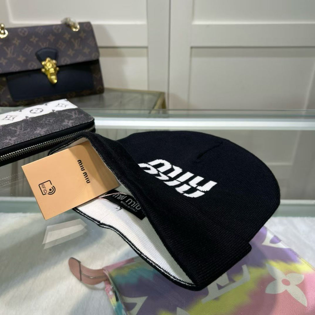 M1R86A28 Fashion hats