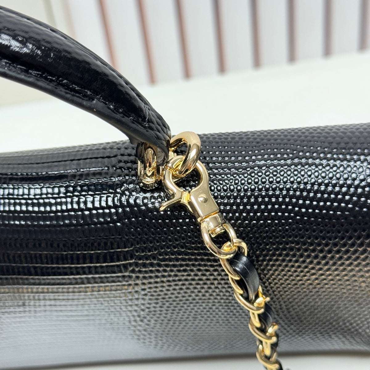 B1N96C25 Popular leather bag