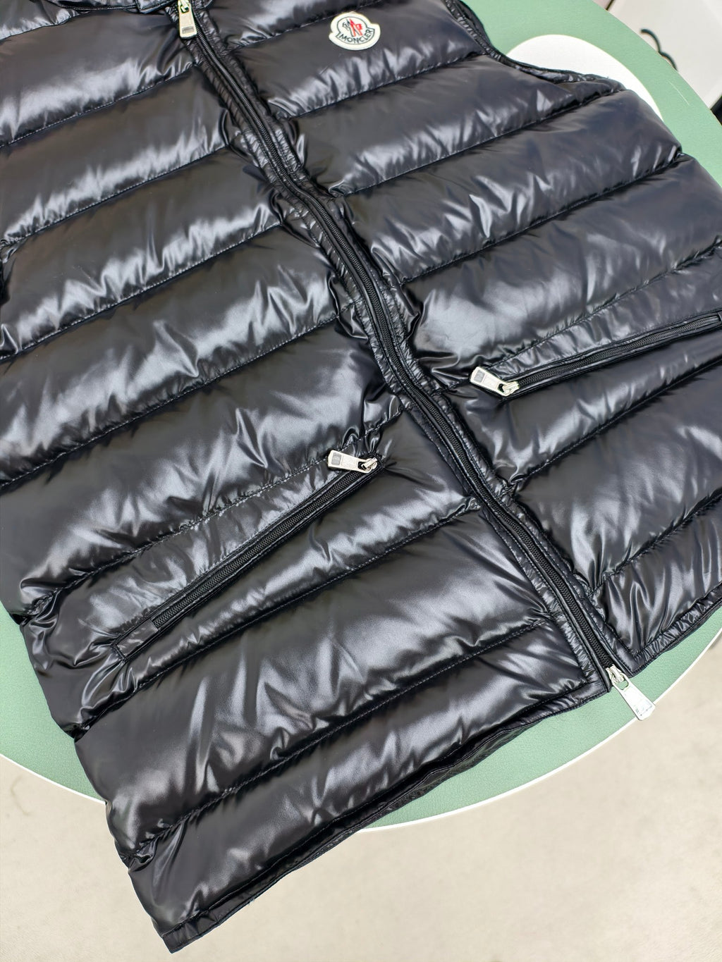 U3R106A25 Fashion down vest