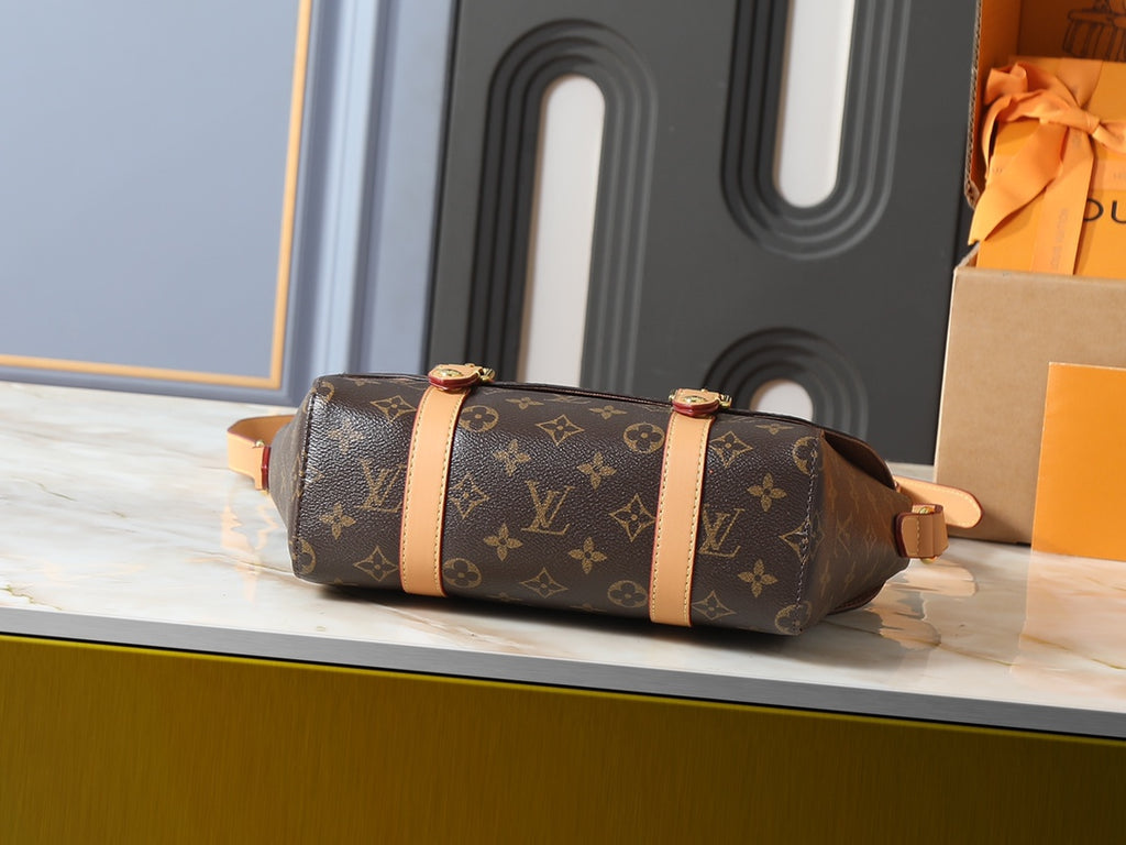 B1R76E56 Fashion leather bag