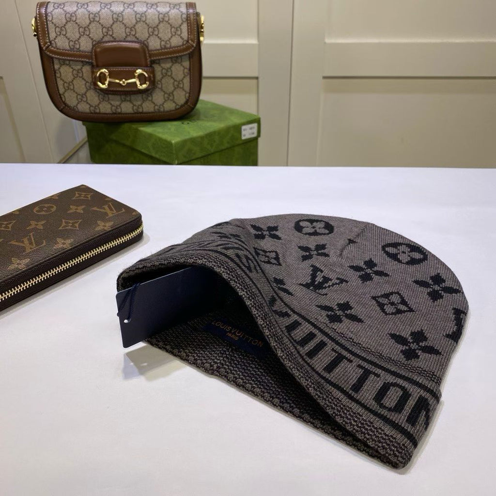 M1R86E69 Fashion hats