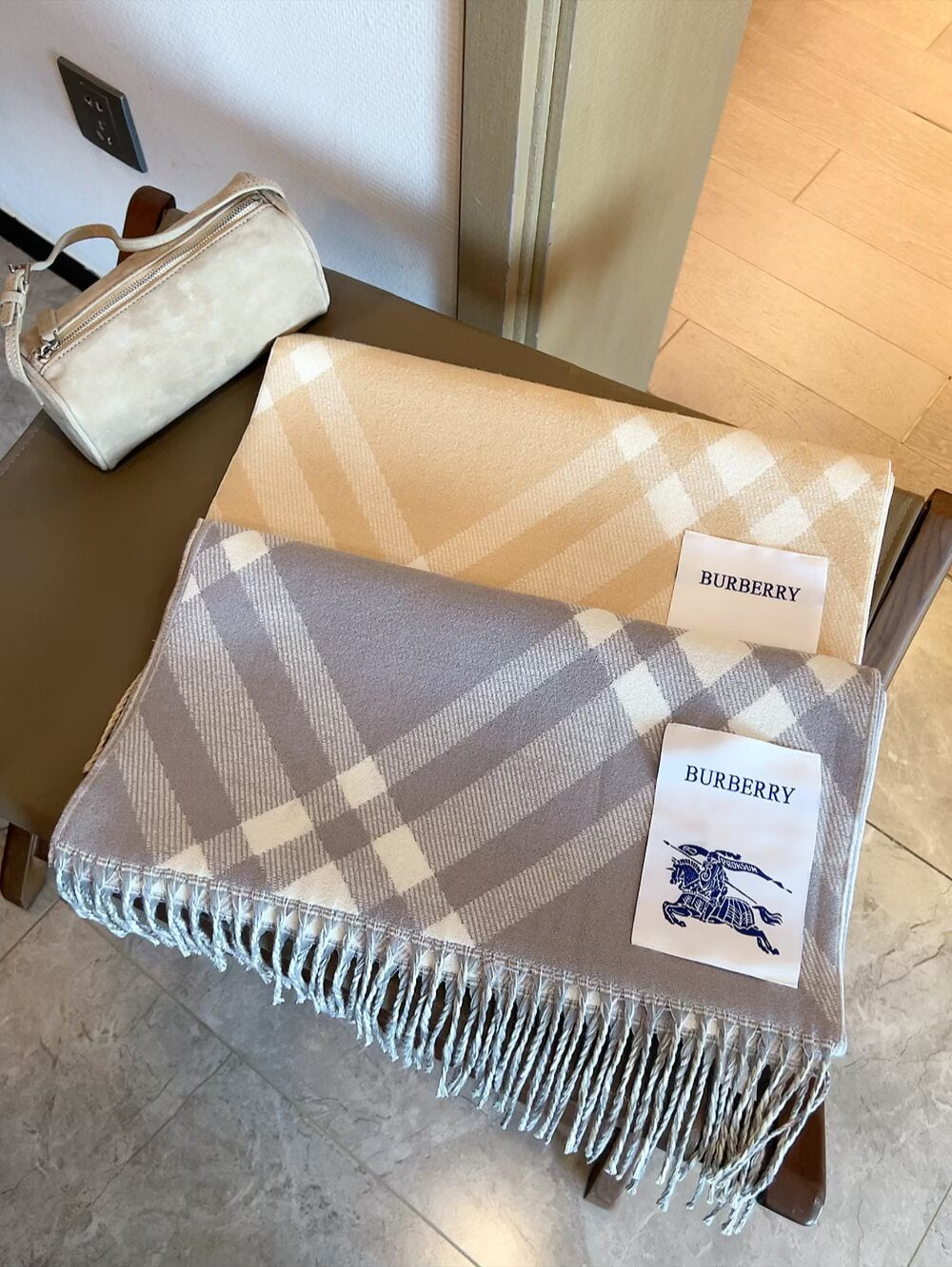 W1R106R9 Fashion Winter Scarves