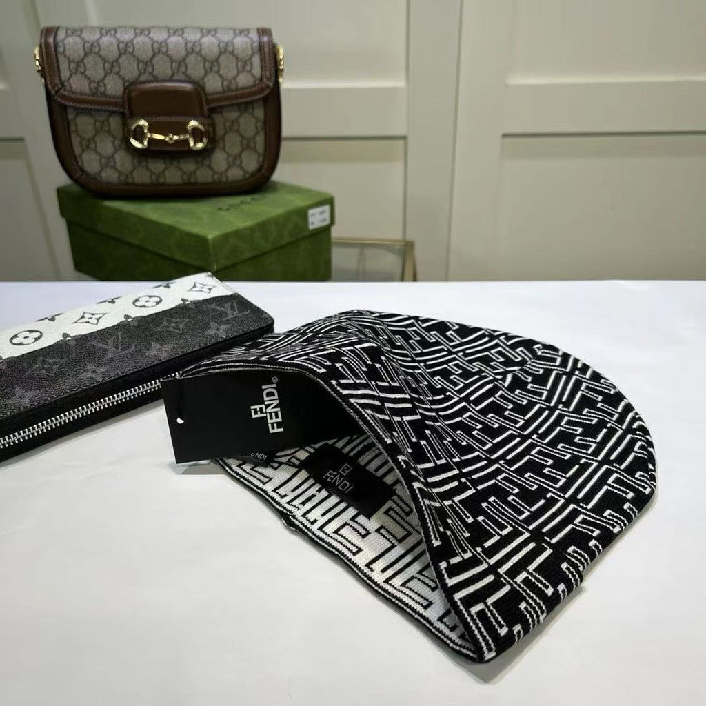 M1R86F39 Fashion hats