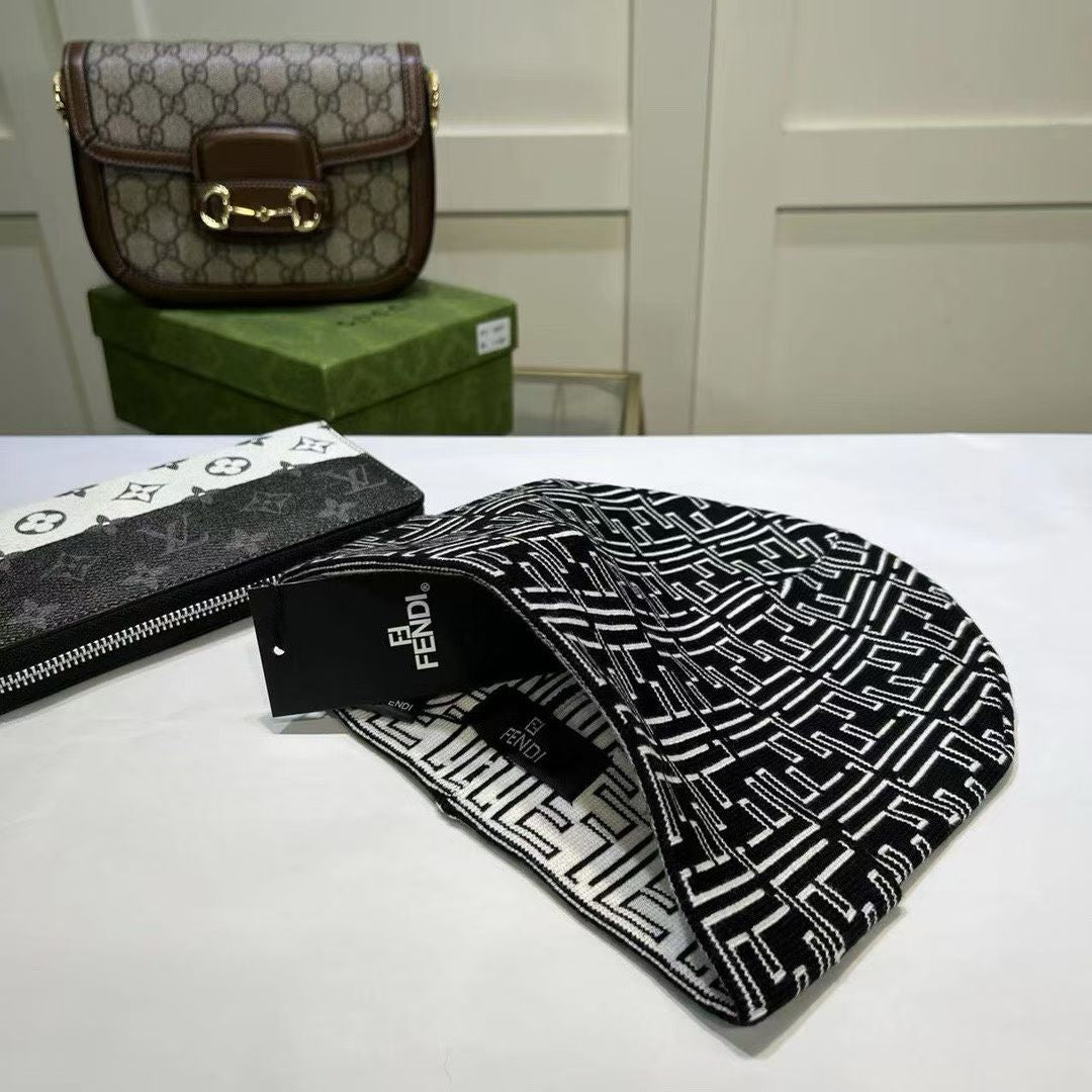 M1R86F39 Fashion hats
