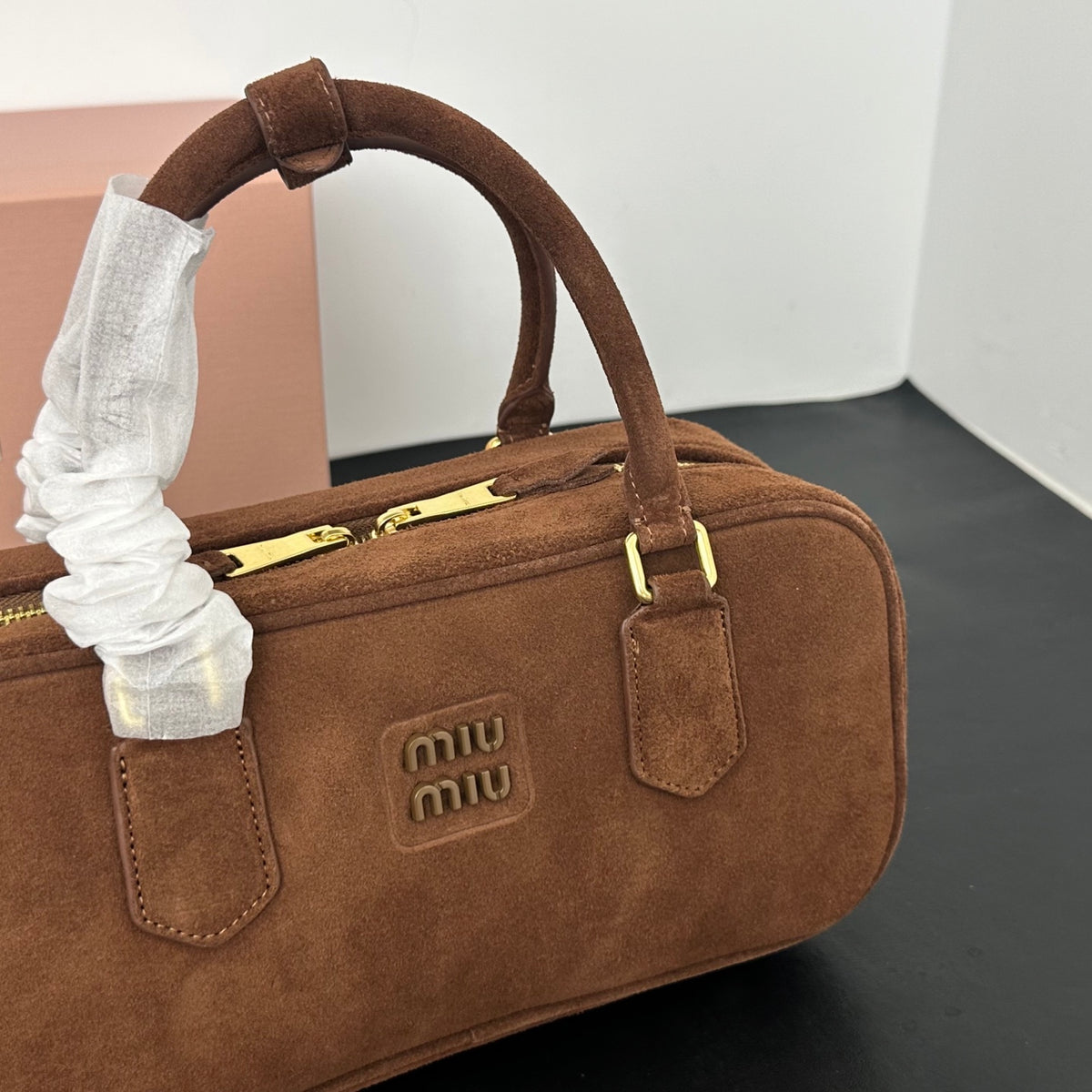 B1P46A153 Popular leather bags