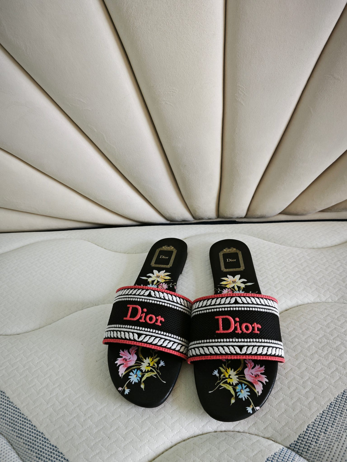 Z2R76D4 Popular high-quality Shoes