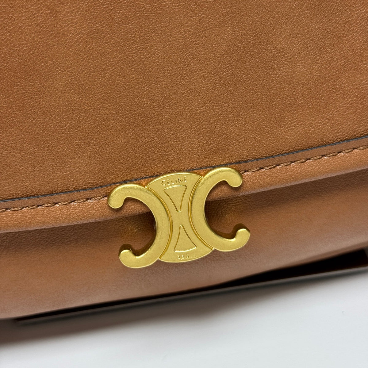 B1R86N3 Popular leather bag