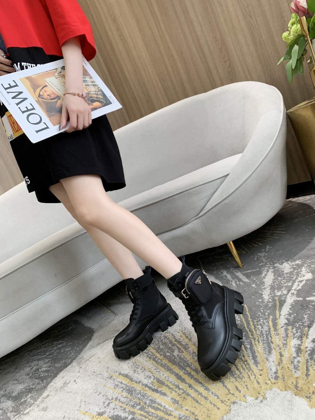 Z2P96P27 Popular high-quality leather shoes