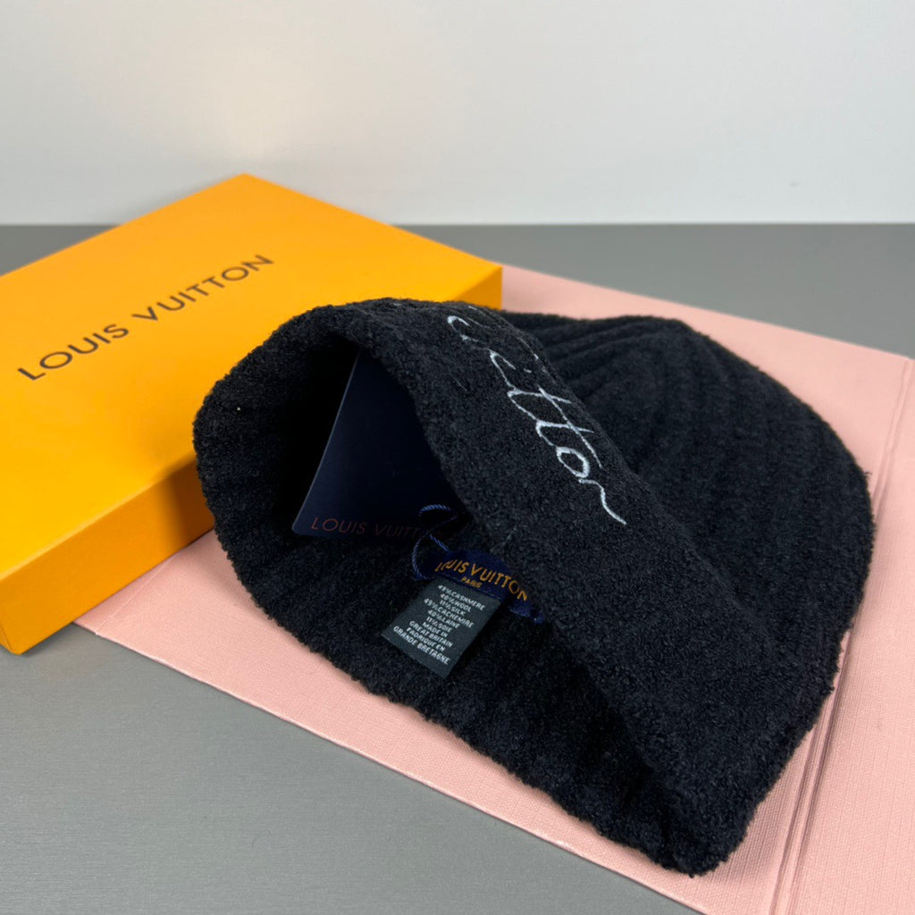 M1R86E5 Fashion hats