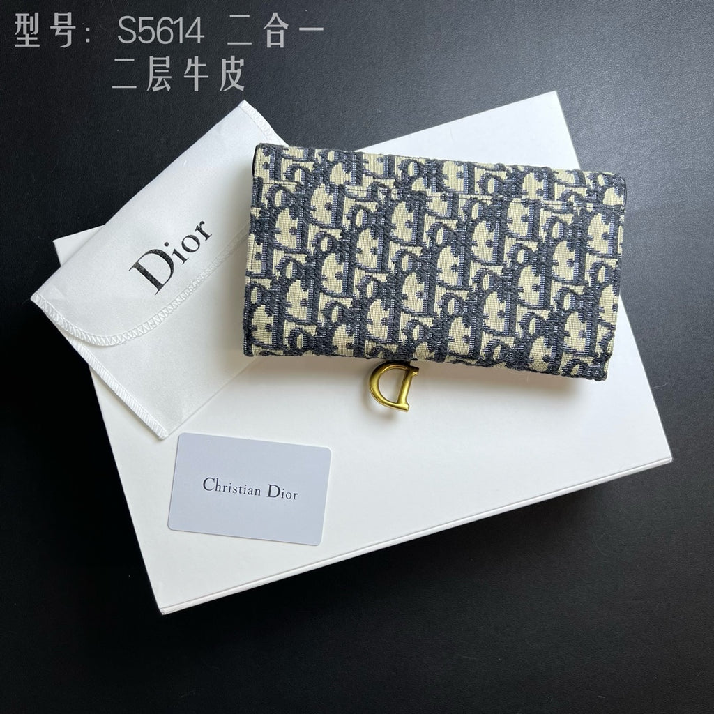 B1X76D5 Fashion wallets