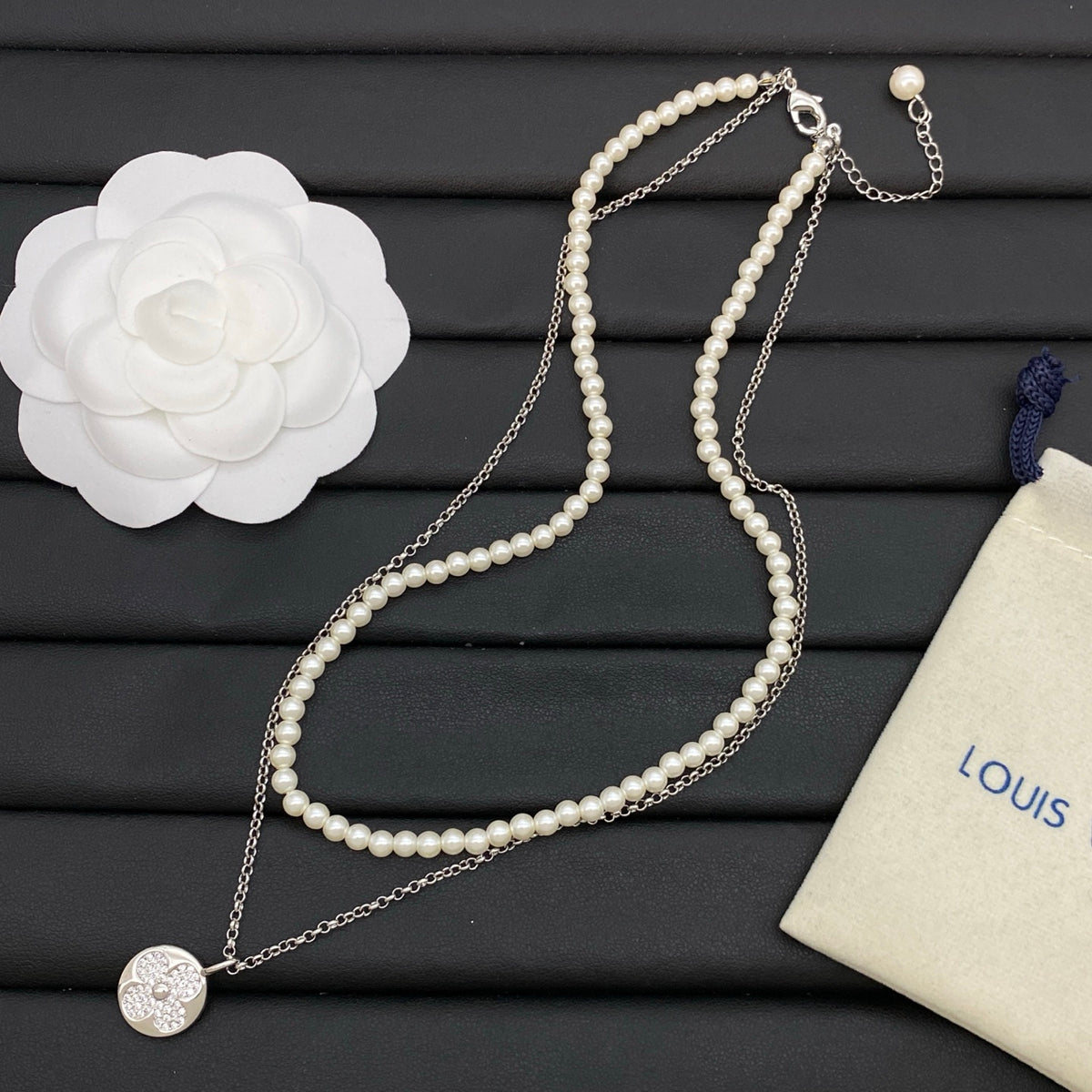 15QE19X Popular Necklace