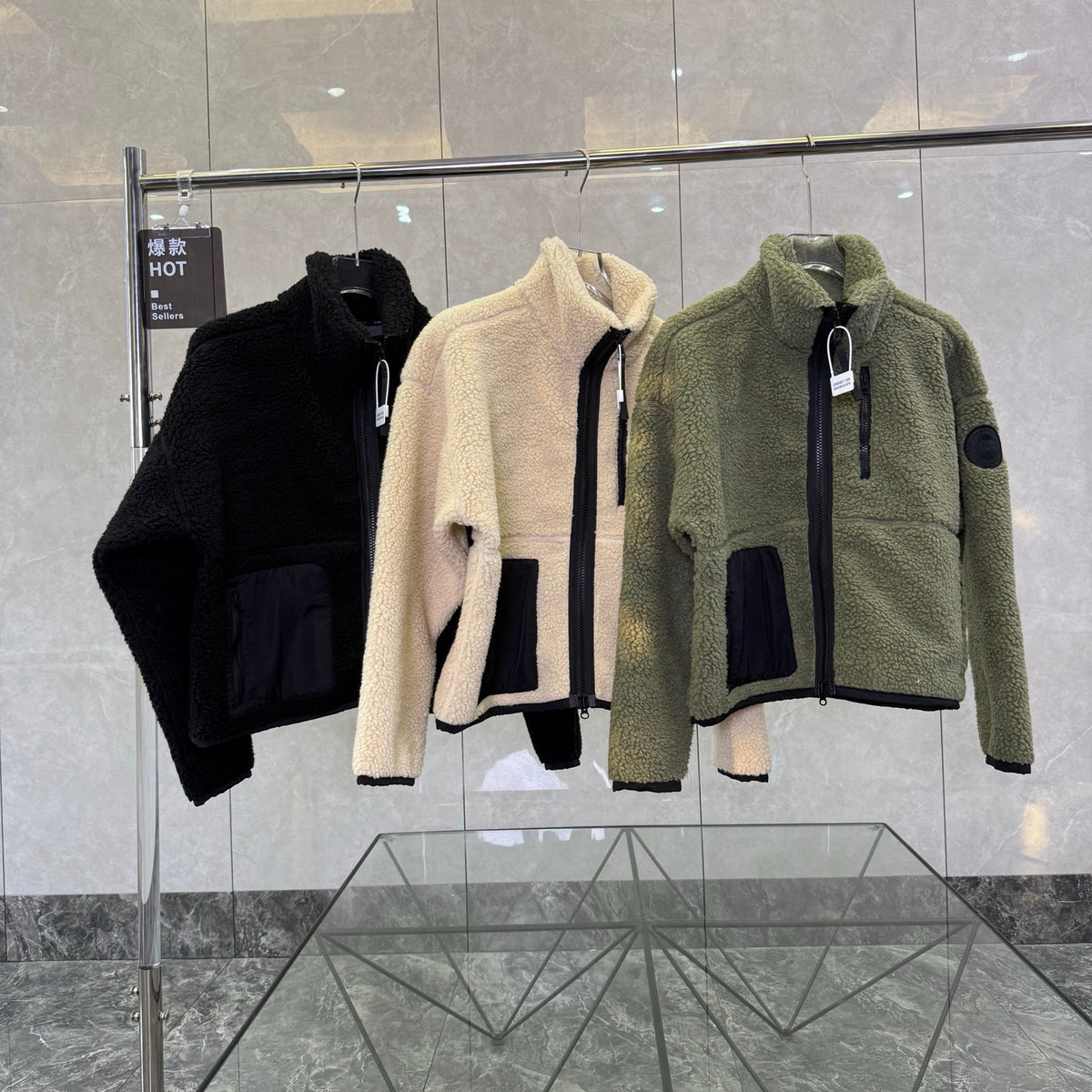 U3R106A12 Fashion Coats