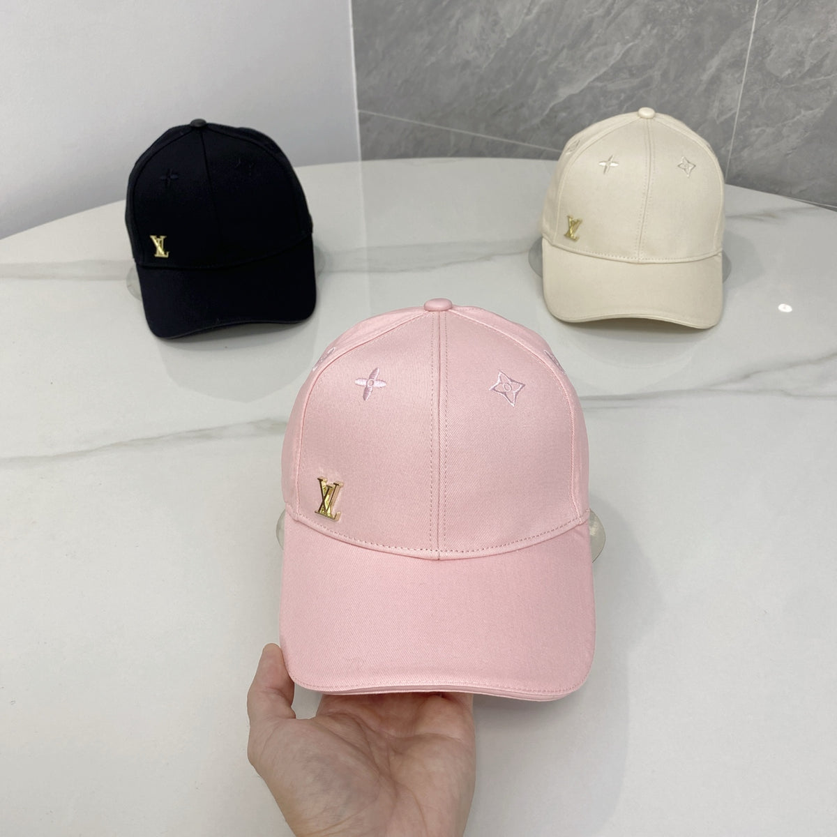 M1R86E119 Popular hats