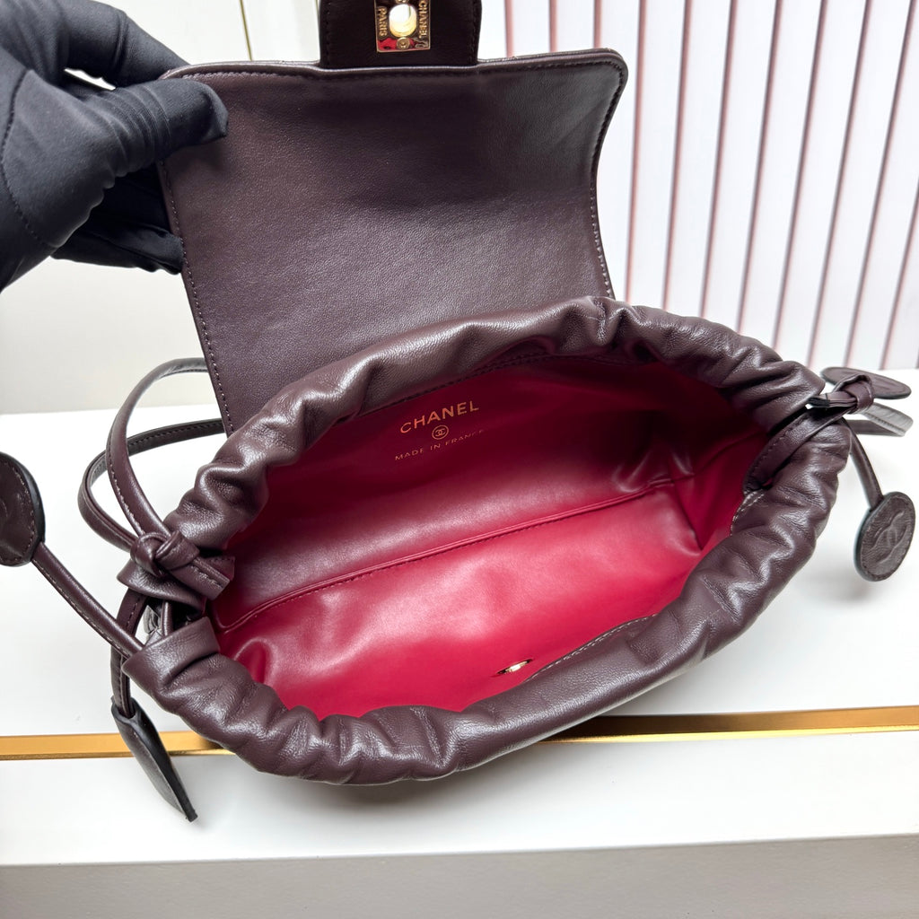 B1N96C28 Popular leather bag