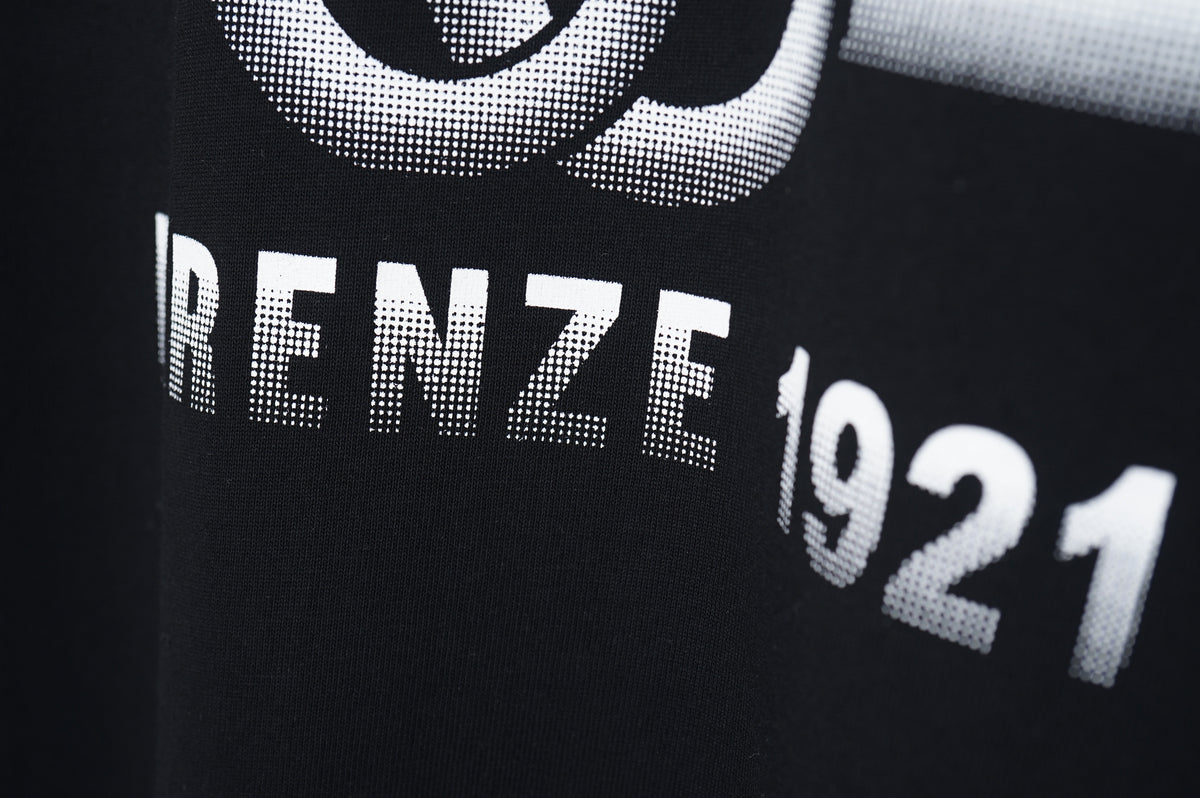 U1R86B11 Popular T-shirts