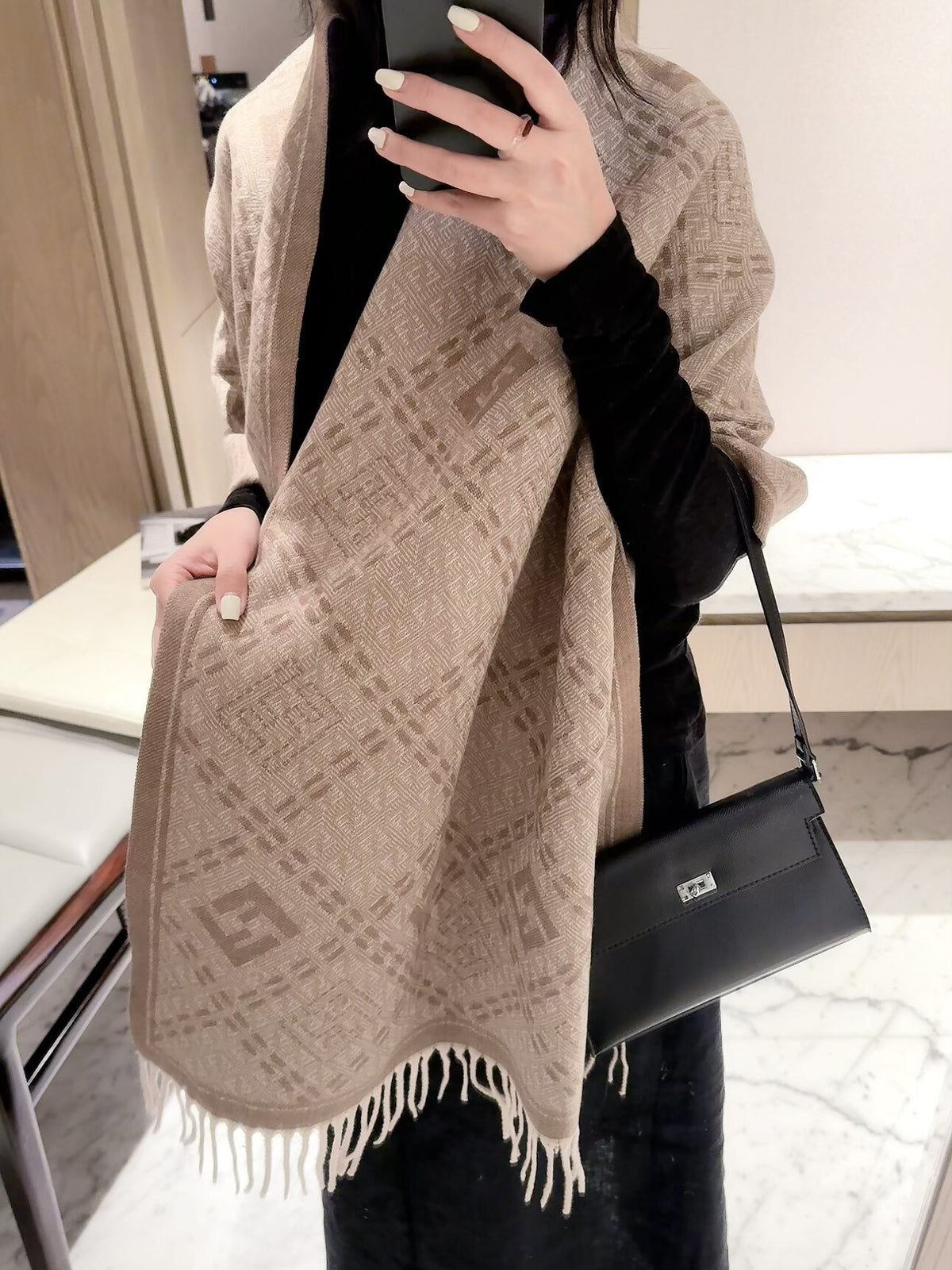 W1R86F118 Popular Winter Scarves