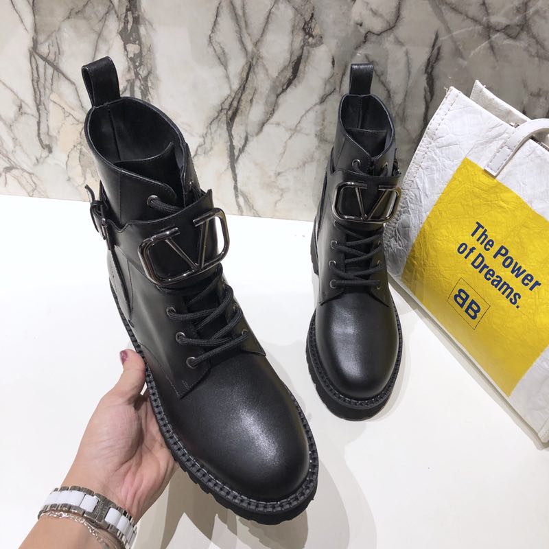 Z2P96VL23 Popular high-quality shoes