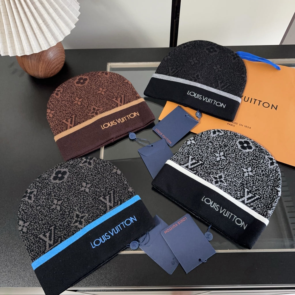 M1R86E19 Fashion hats