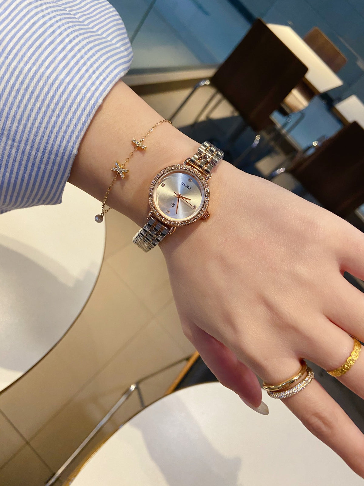 136RC83L Popular Watches
