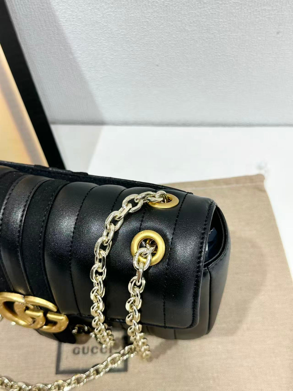 B1N96U34 Popular leather bag