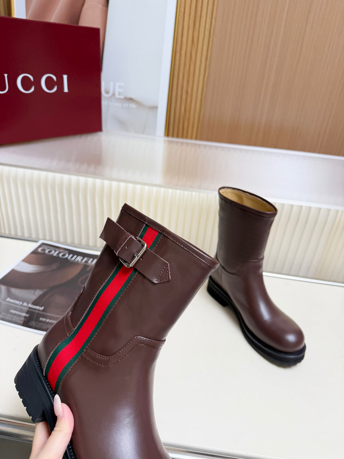 Z2P96B20 Fashion high-quality shoes