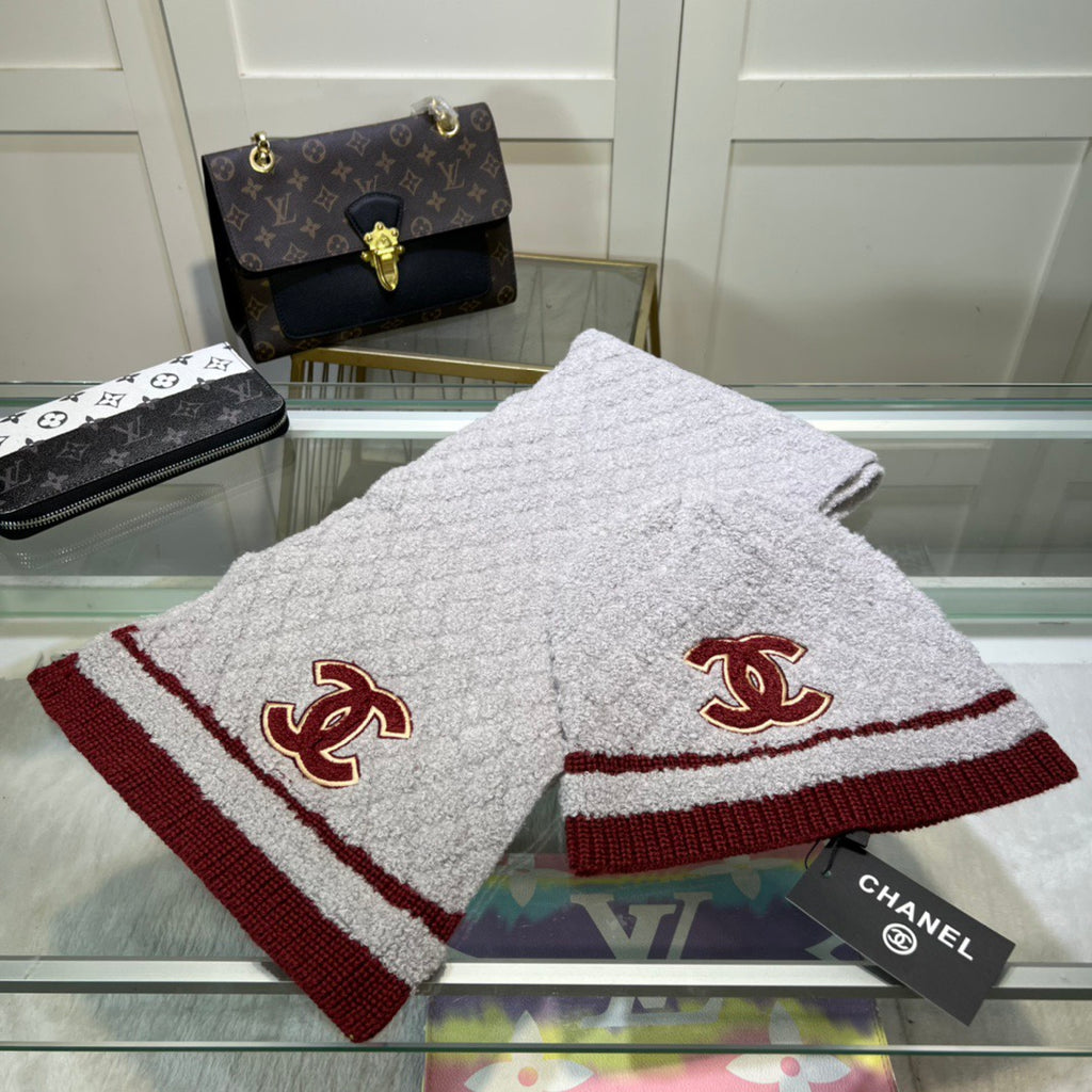 M1R96C7 Fashion Hat and scarf set