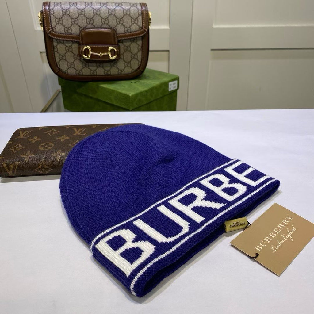 M1R86R74 Fashion hats