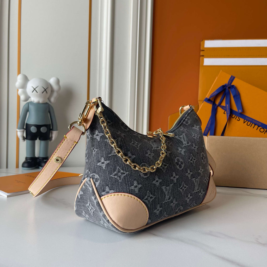B1R76E04 Fashion bag