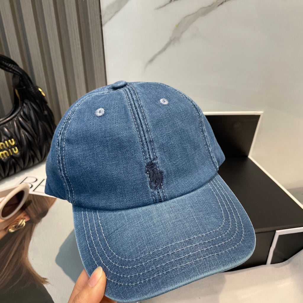 M1Q105A104 Popular hats