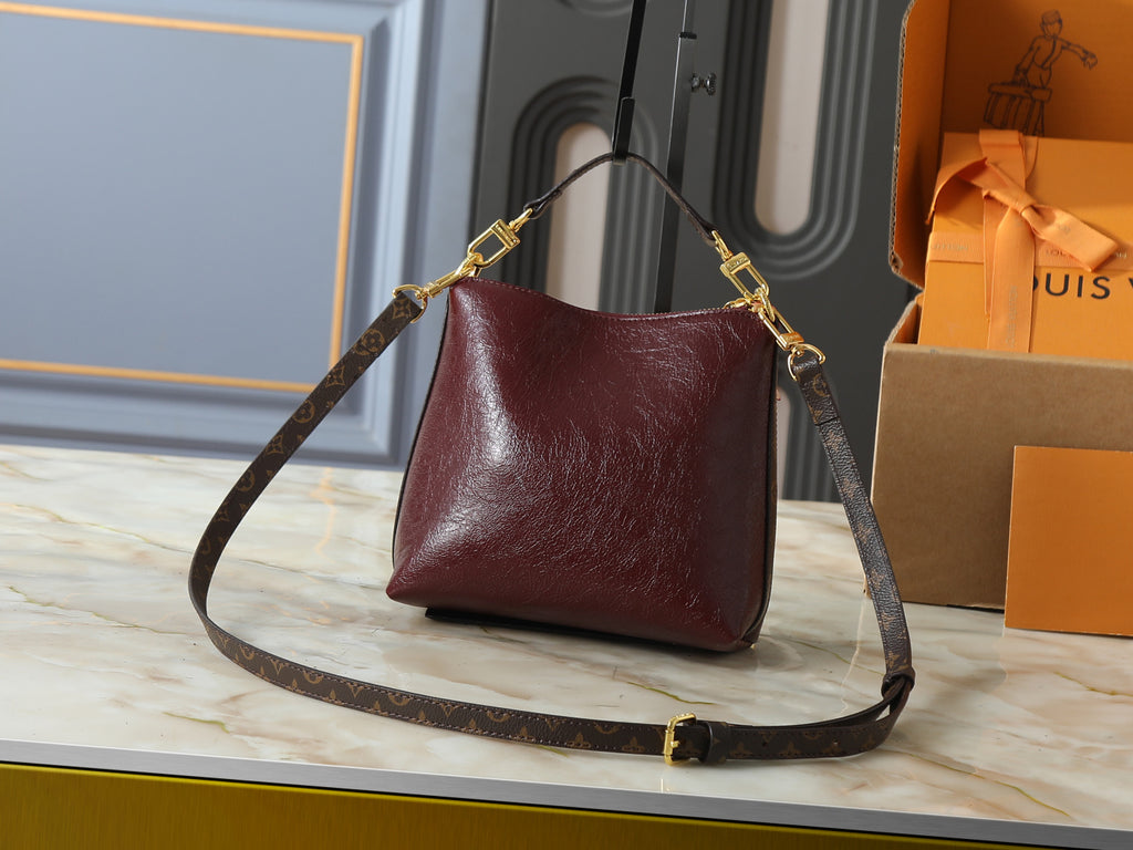 B1N86E7 Fashion leather bag