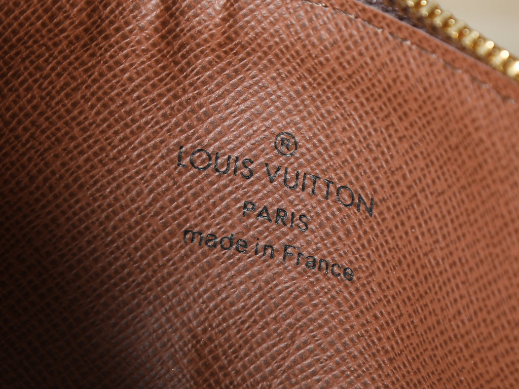 156NE21B Popular leather bag