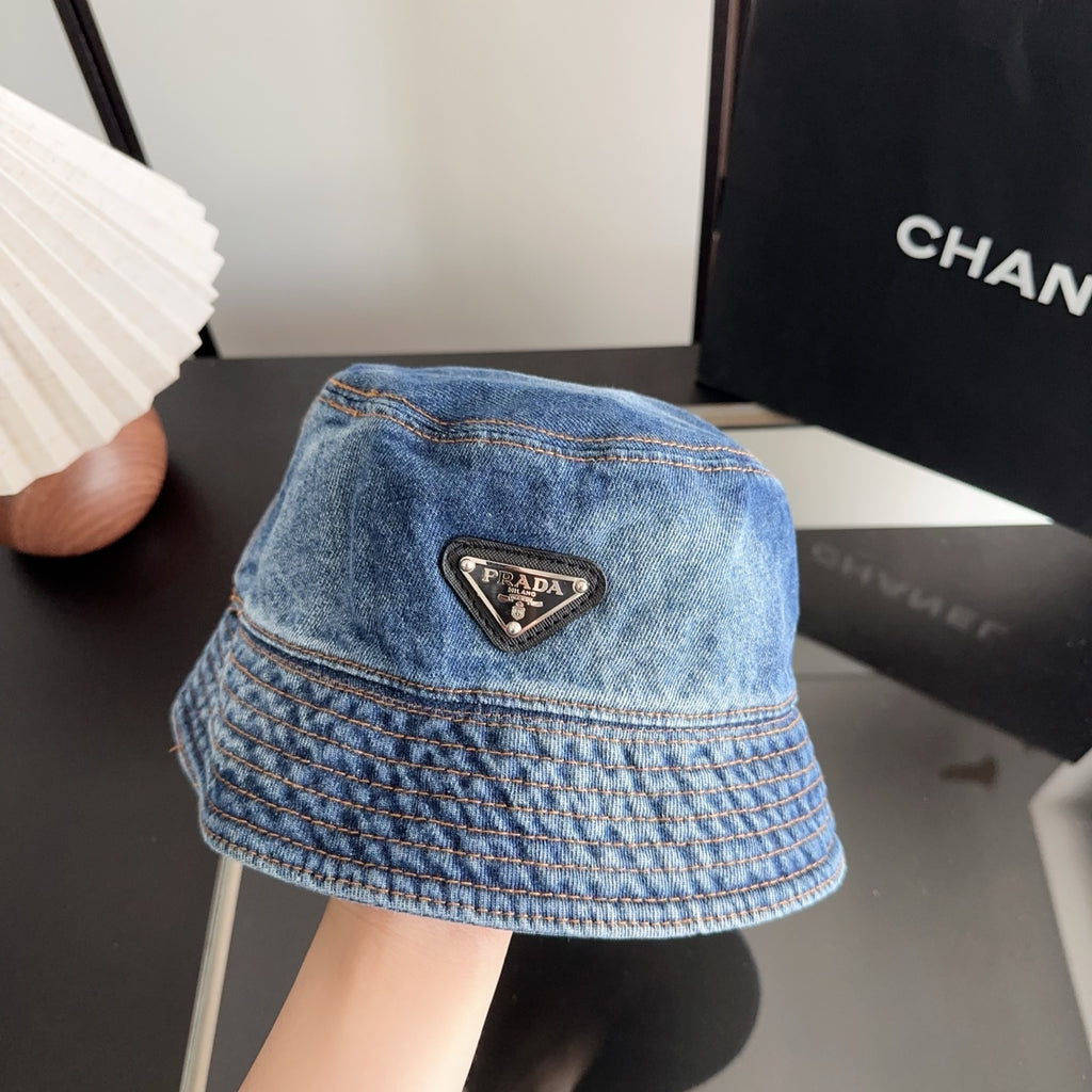 M1R96P26 Fashion hats