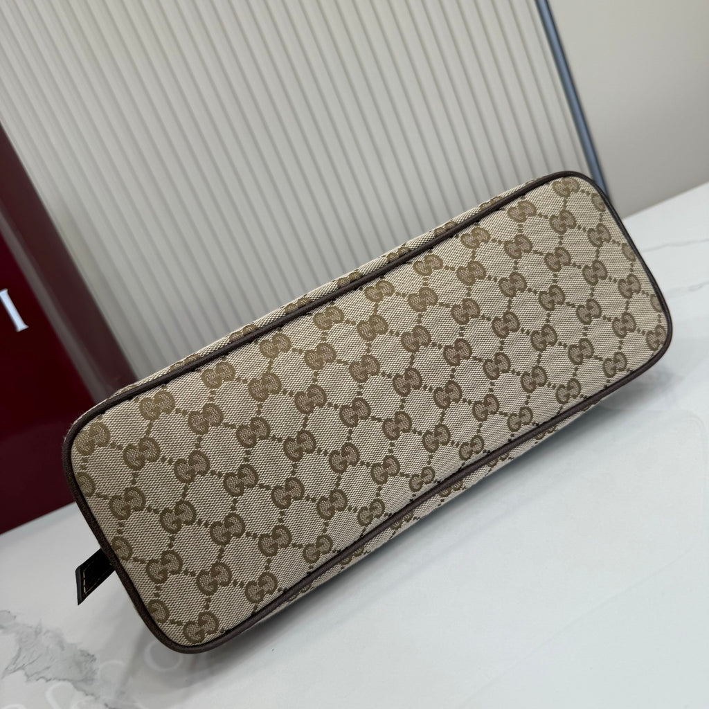 B1N67B13 Fashion bags