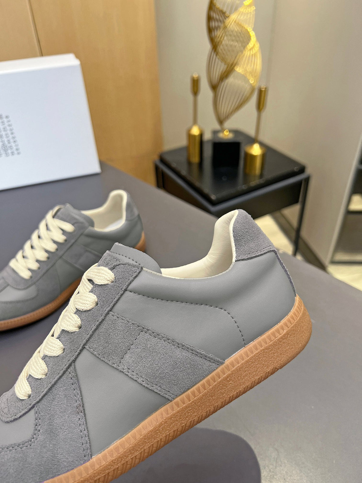 Z2X76A2  Popular high-quality leather shoes