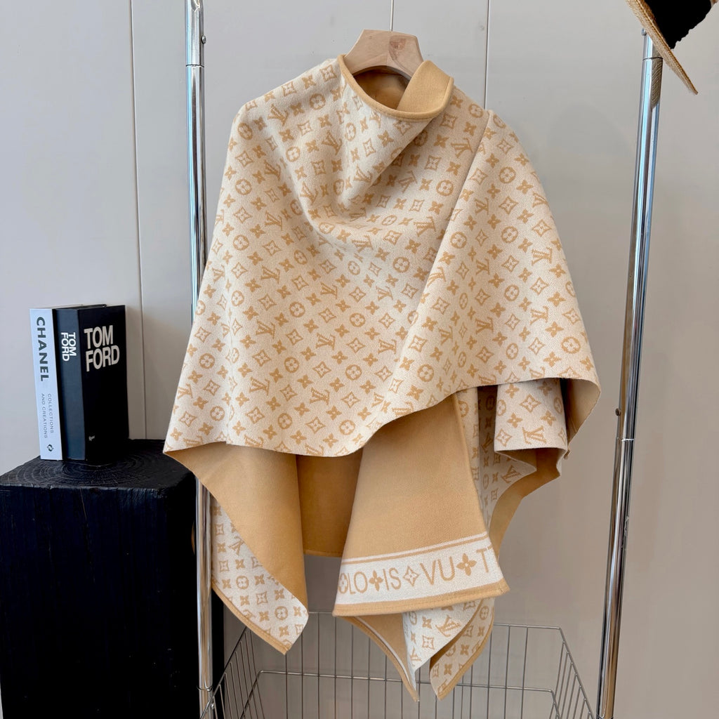 W1R86E63 Fashion cape