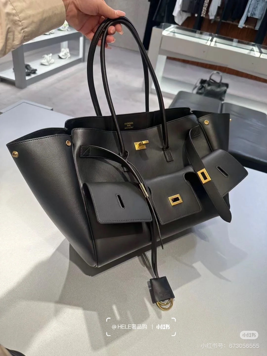146RJ1B Popular leather bags