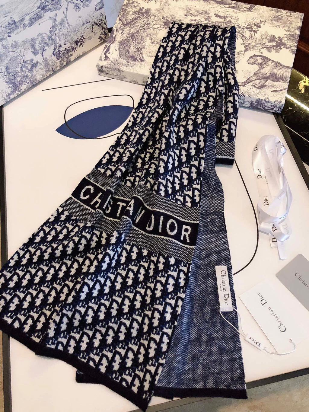 W1R96D11 Popular Winter Scarves