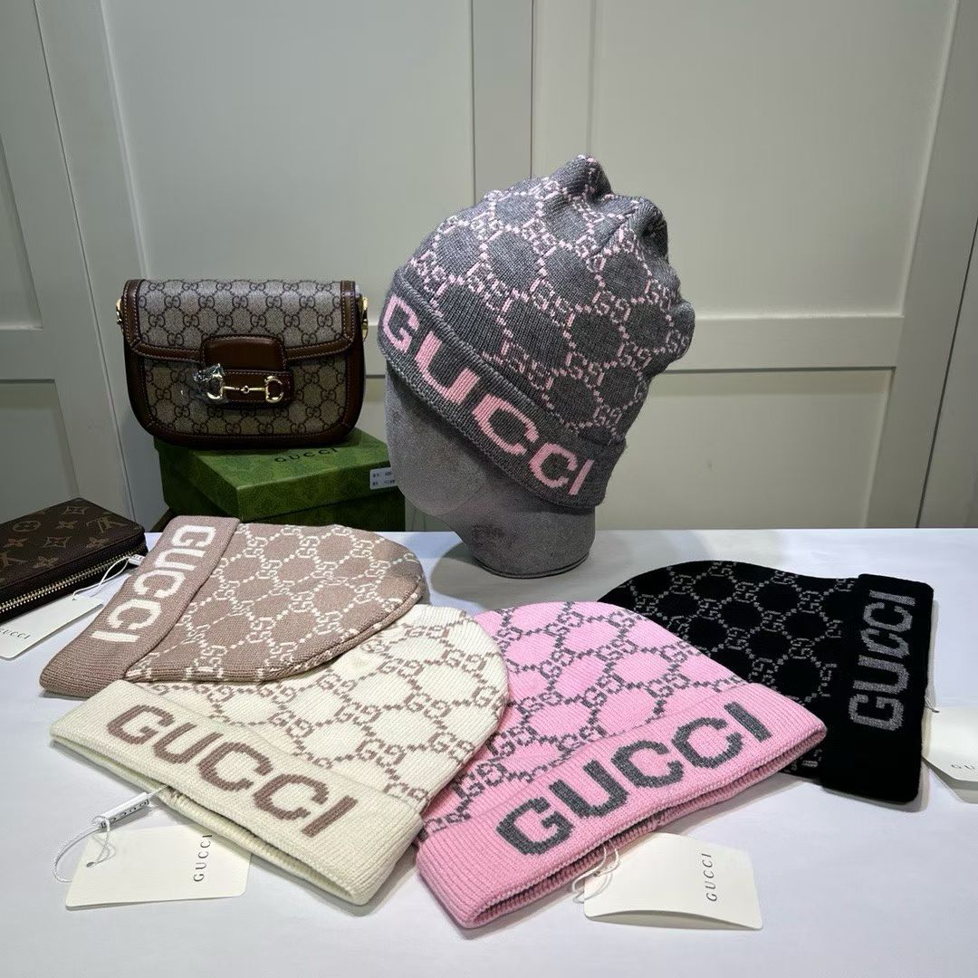 M1R86B52 Fashion hats