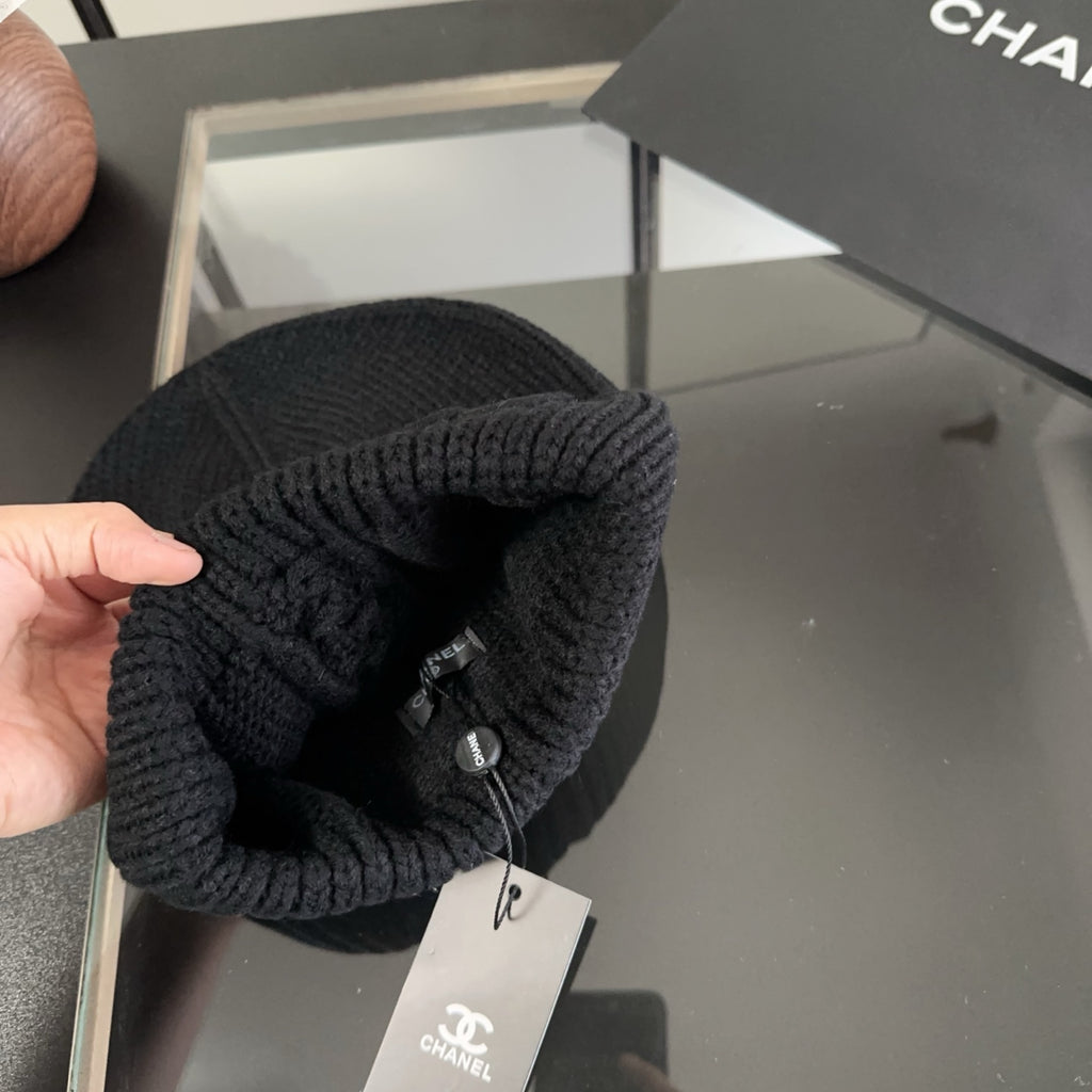 M1R86C22 Fashion hats