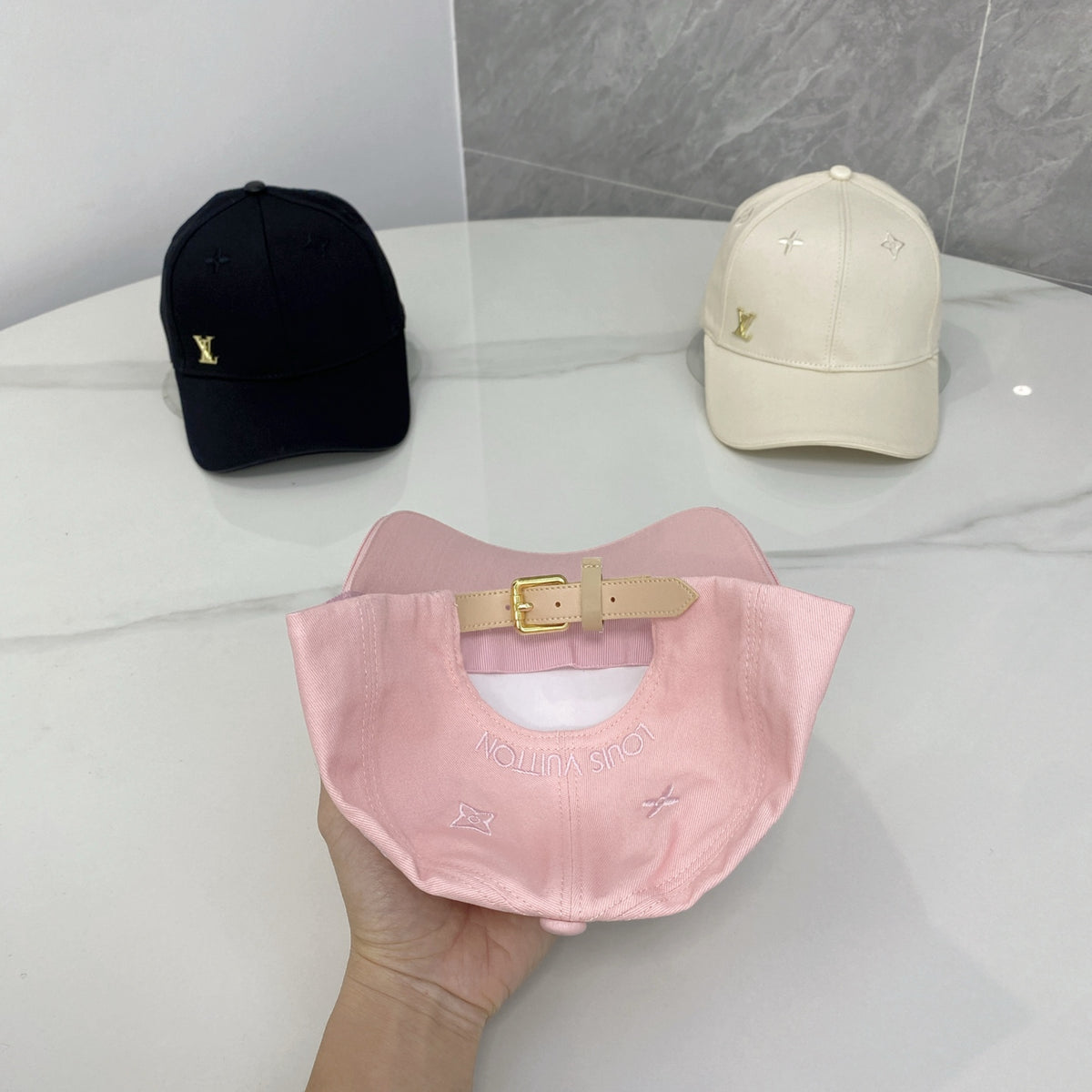 M1R86E119 Fashion hats